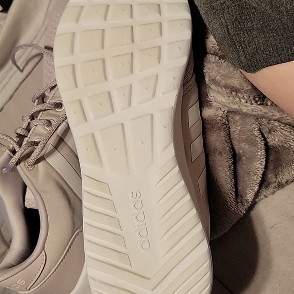 Adidas Cloudfoam Comfort shoes size 10 - Picture 3 of 3